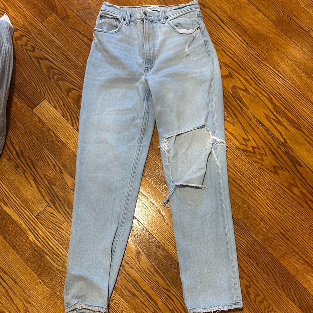 Abercrombie High Rise Straight Jeans